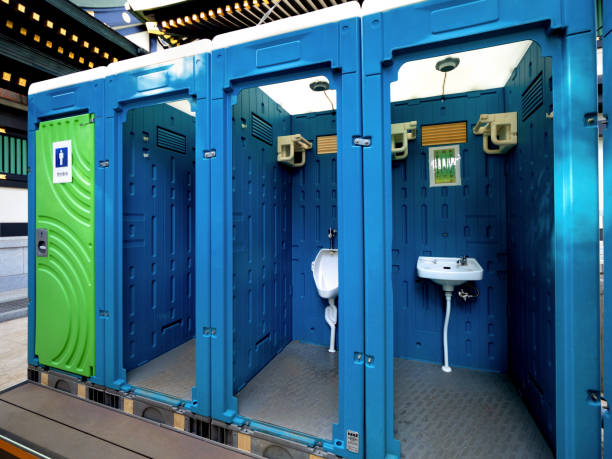 Best Portable restroom trailer rental  in Holland, MI